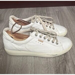 Ecco Sneakers Womens White Soft Leather Comfort Walking Shoe Size 7- 7.5